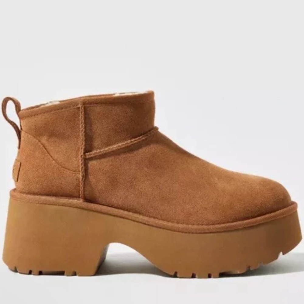 UGG CLASSIC ULTRA MINI NEW HEIGHTS Size 9 - Picture 4 of 7